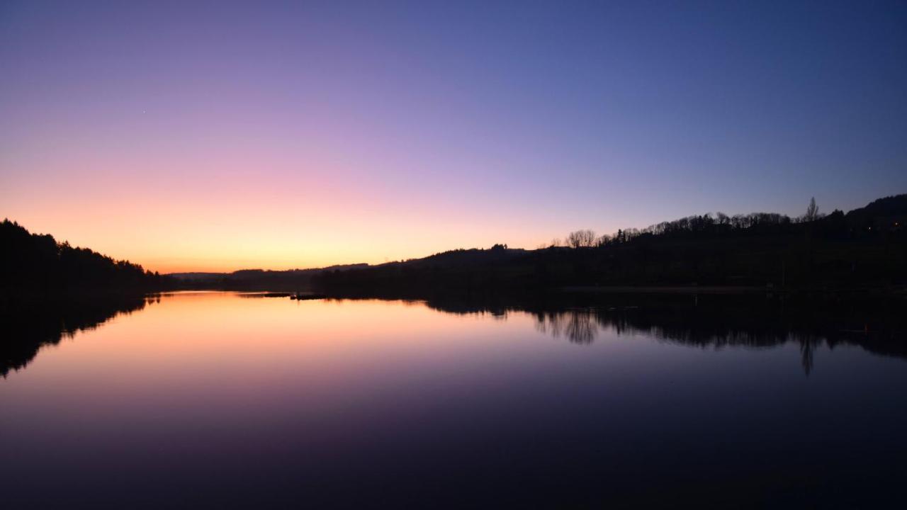Camping Le Lac Des Sapins Cublize Bagian luar foto