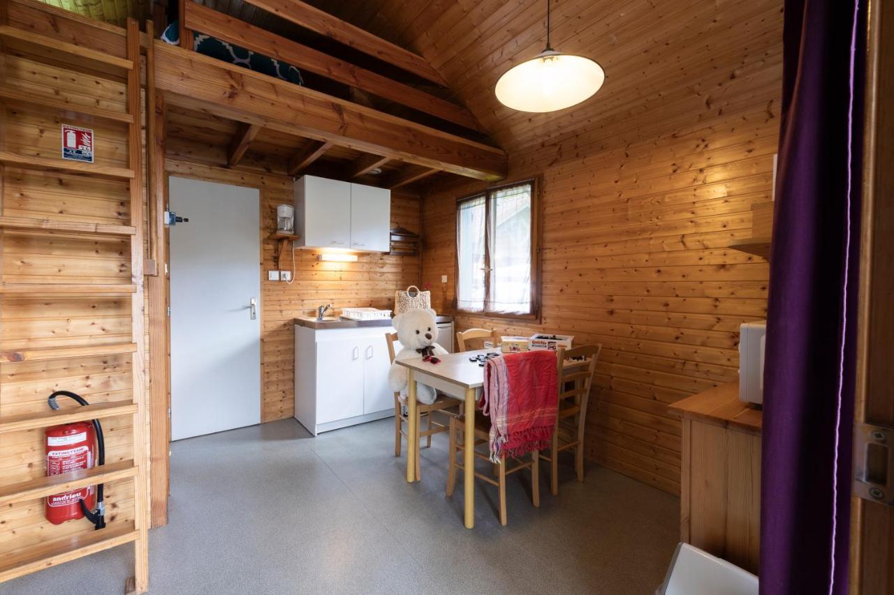 Camping Le Lac Des Sapins Cublize Bagian luar foto