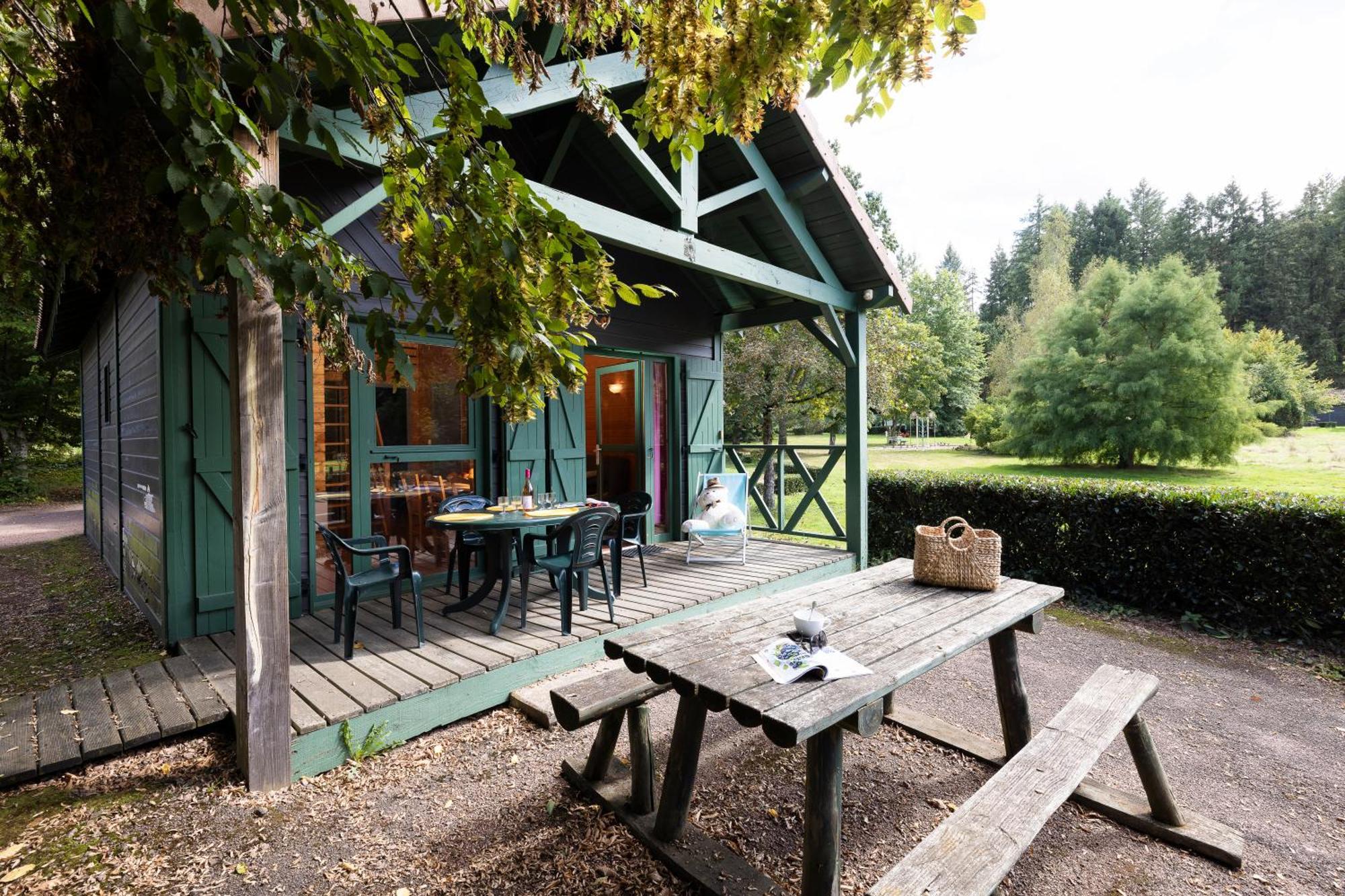 Camping Le Lac Des Sapins Cublize Bagian luar foto