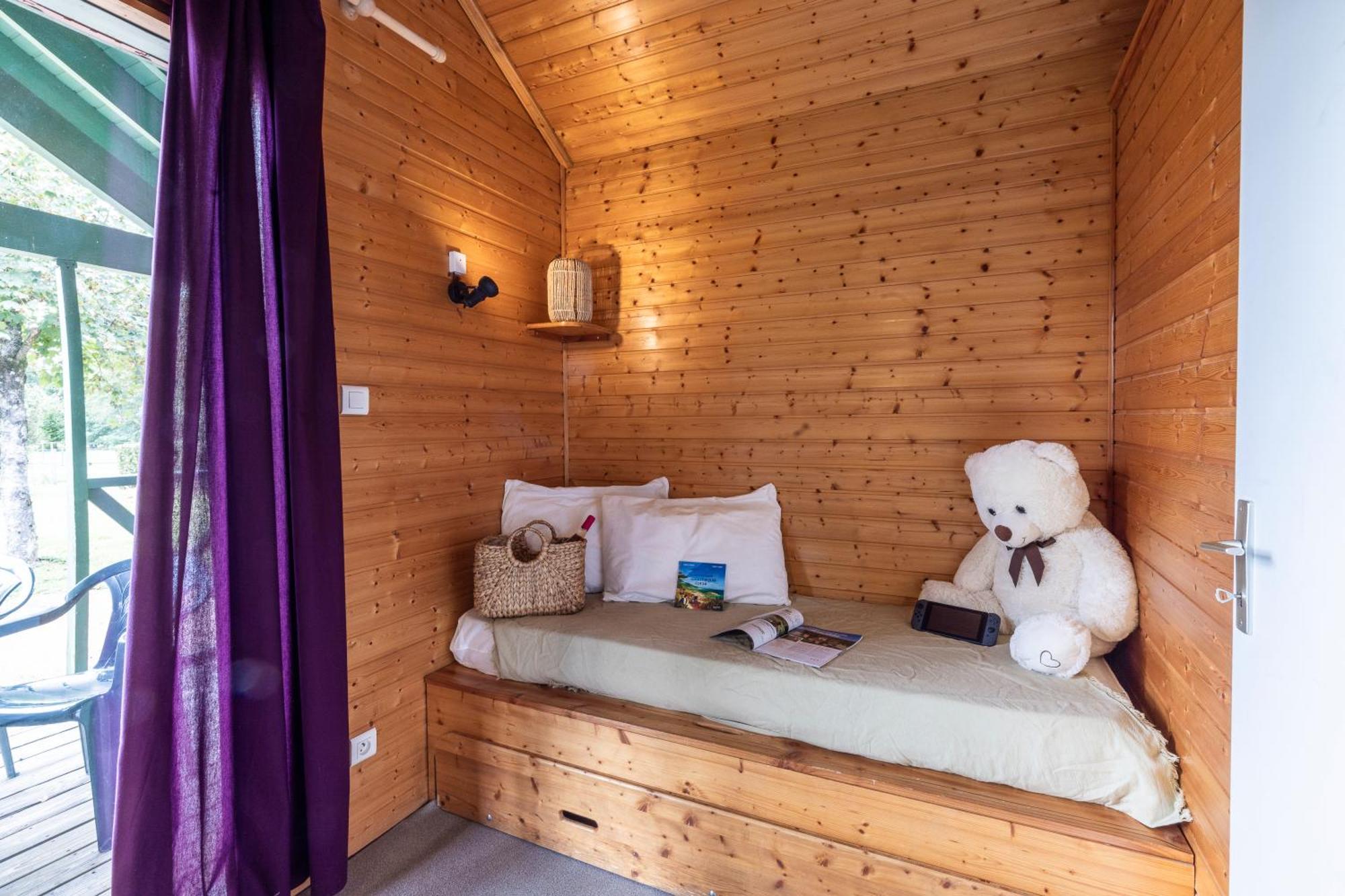 Camping Le Lac Des Sapins Cublize Bagian luar foto